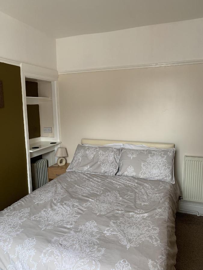 Oakwell Guest House Bridlington Exteriör bild